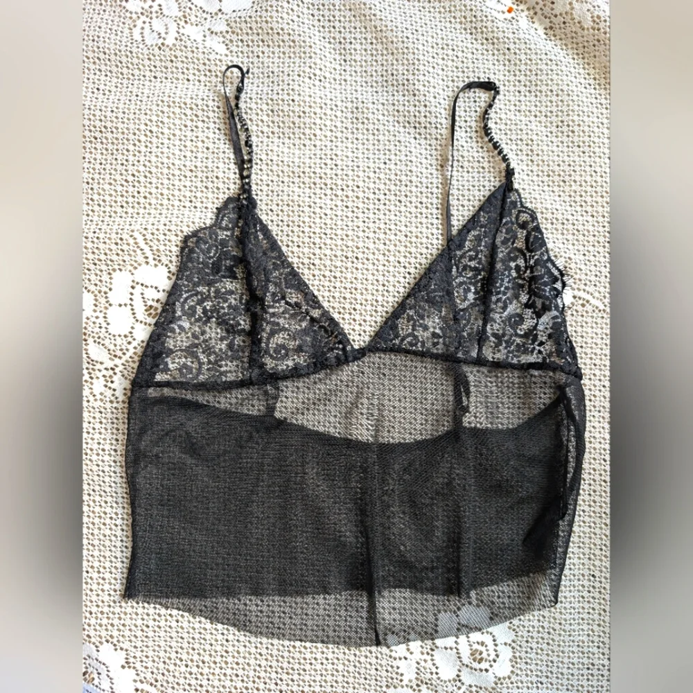 N/A black sheer