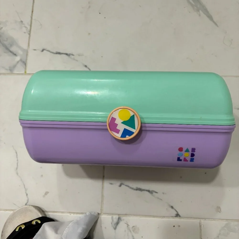 Caboodles On the Go Girl Seafoam over Lavendar Makeup‎ Carrying Case Retro 80's