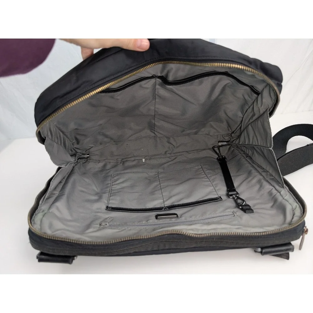 Away travel messenger