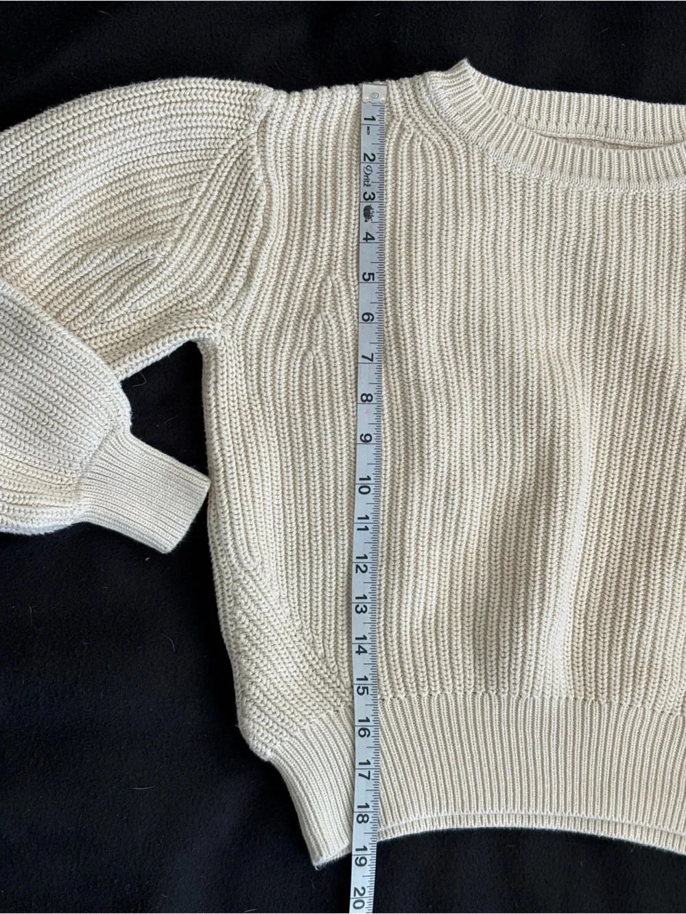 GAP pilling neck