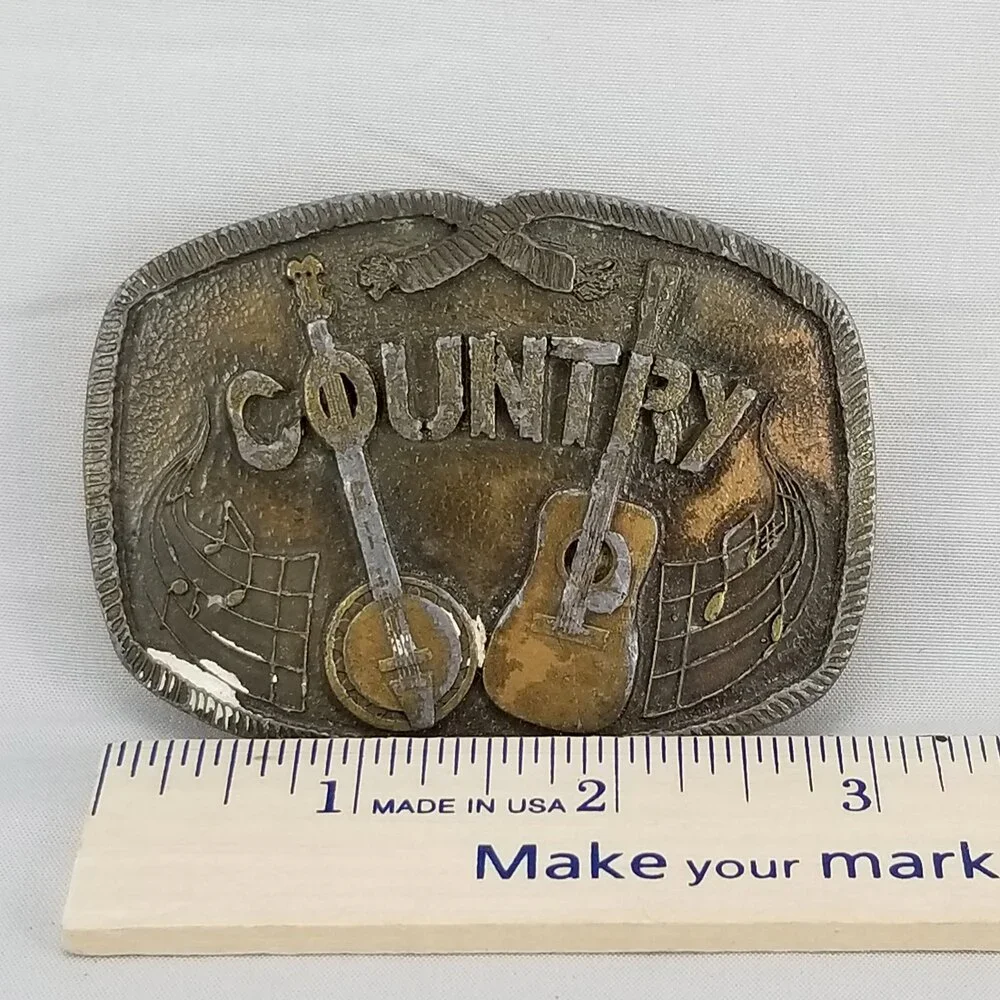 N/A vintage belt
