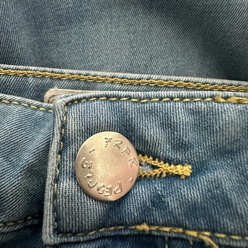 Free People measurements size closure