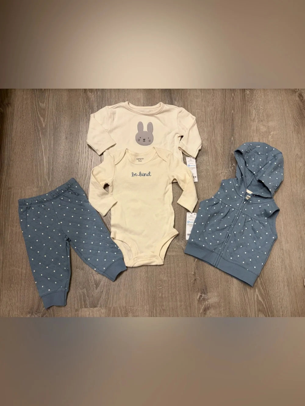 Carter's‎ 3-Piece Baby Bodysuit Set with additional Bunny Crewneck - 6M- NWT