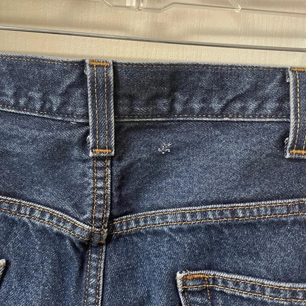 Levis relaxed fit