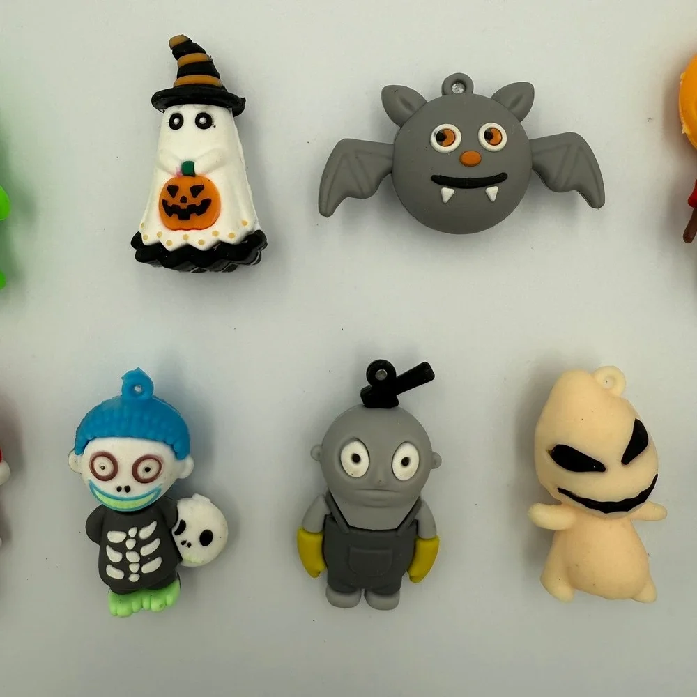 Nightmare Before Christmas Mini Advent Calendar‎ Figures Charms Set of 9