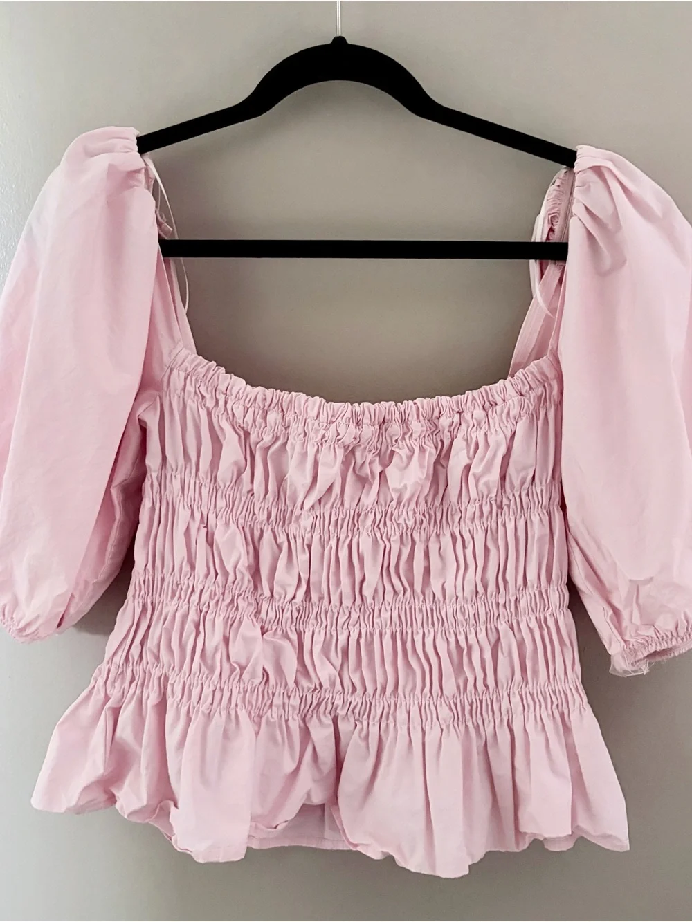 ASTR The Label Blush Pink Smocked Puff Sleeve Top Size L