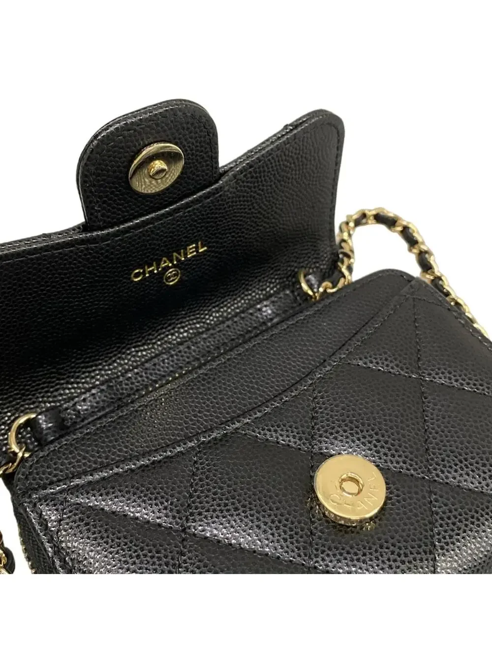 CHANEL introducing classic