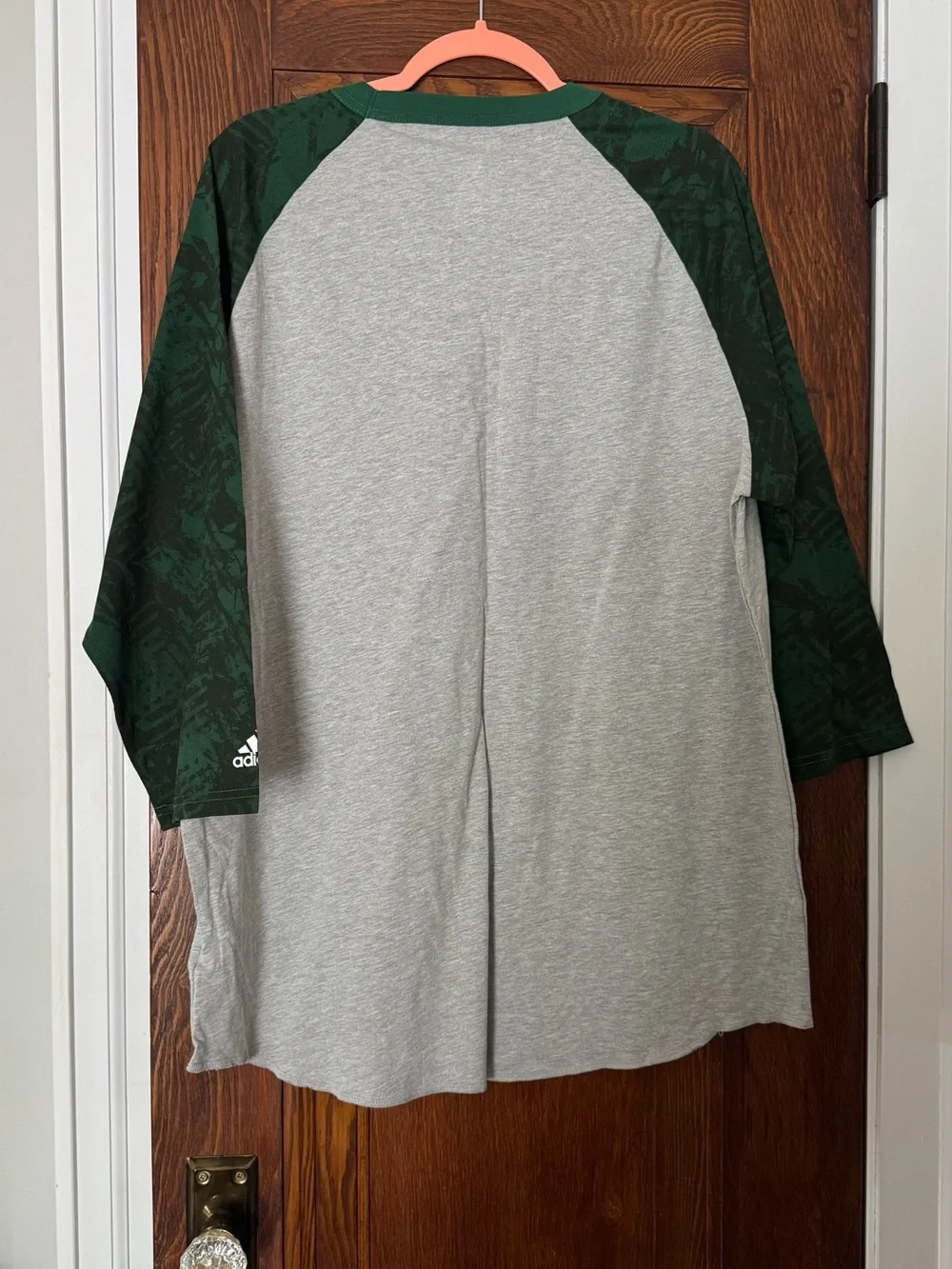 NWT adidas Heather Gray Baseball Tee with Dark Green Trim XL