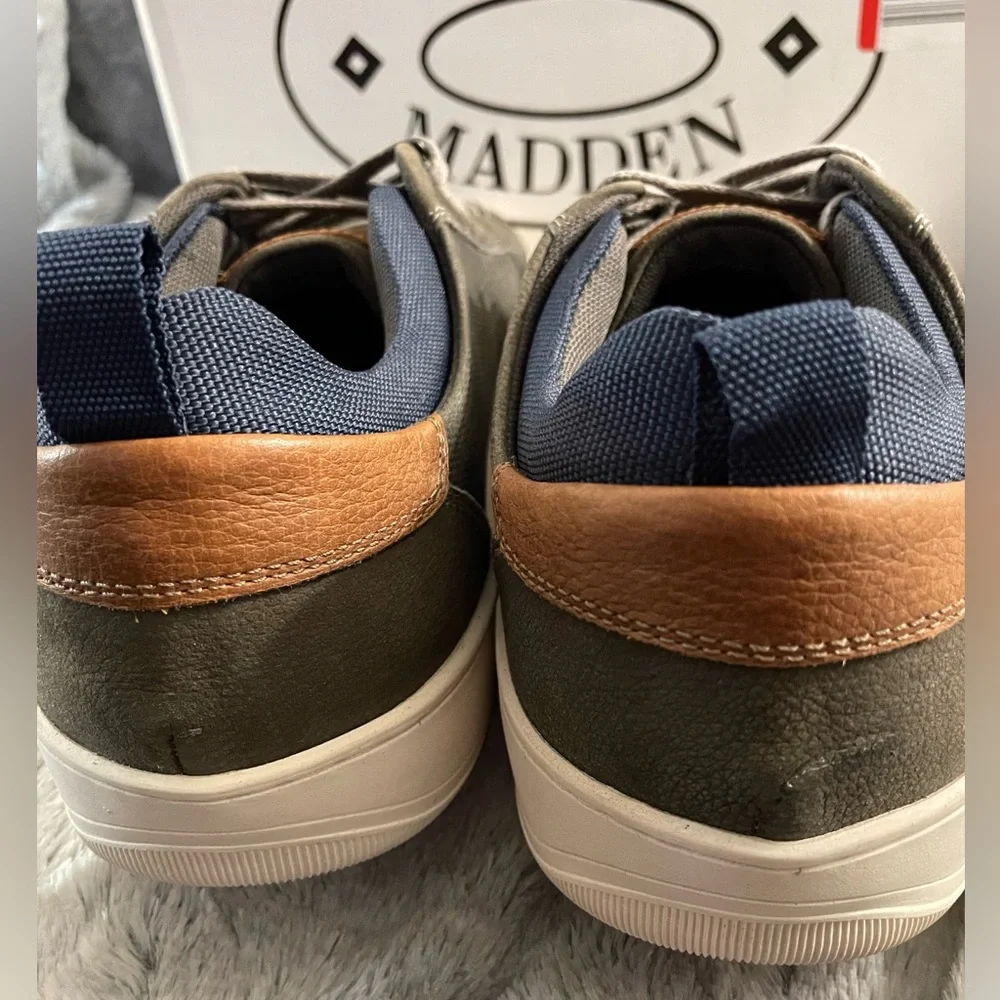 Steve Madden steve madden
