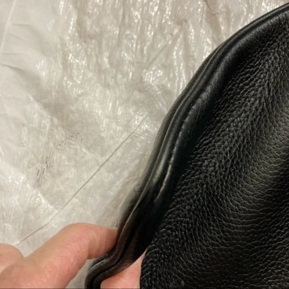 Michael kors black leather crossbody bag