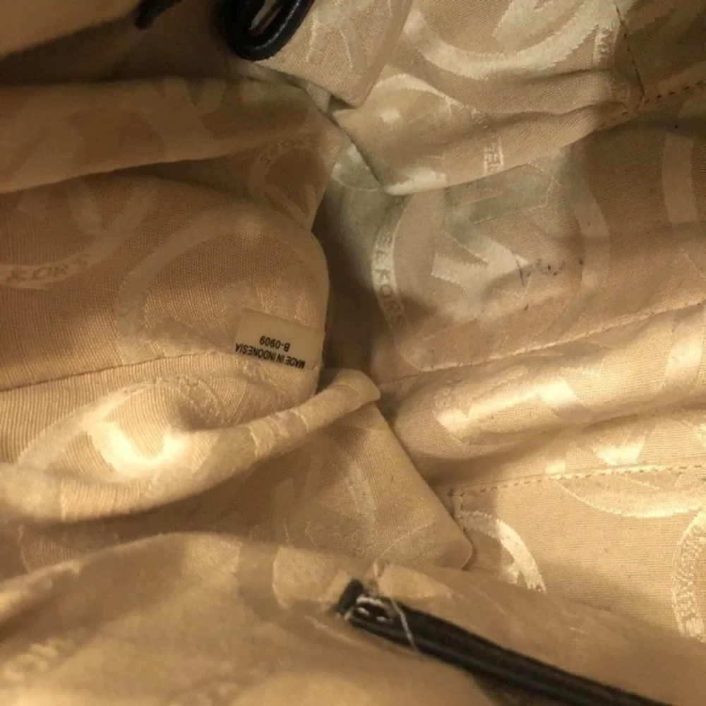 Michael Kors beautiful soft