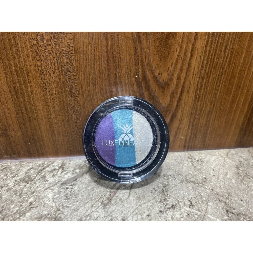 LuxePineapple Cosmetics‎ Baked Eye Shadow Trio In Malibu Lux Pineapple