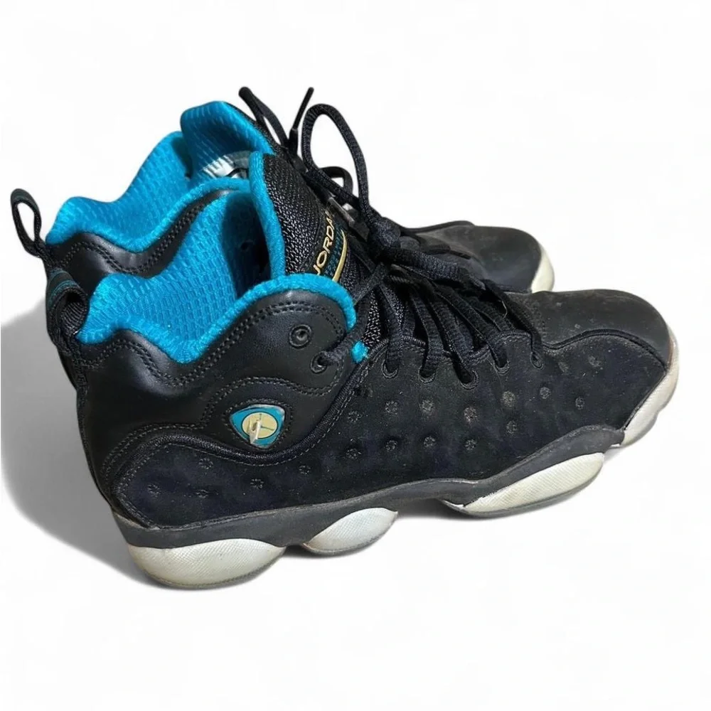 Jordan sleek black
