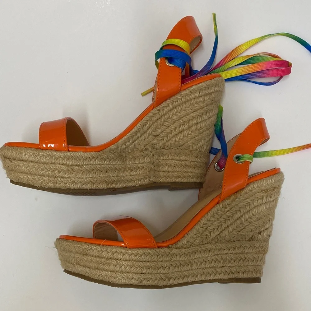 Liliana bright orange