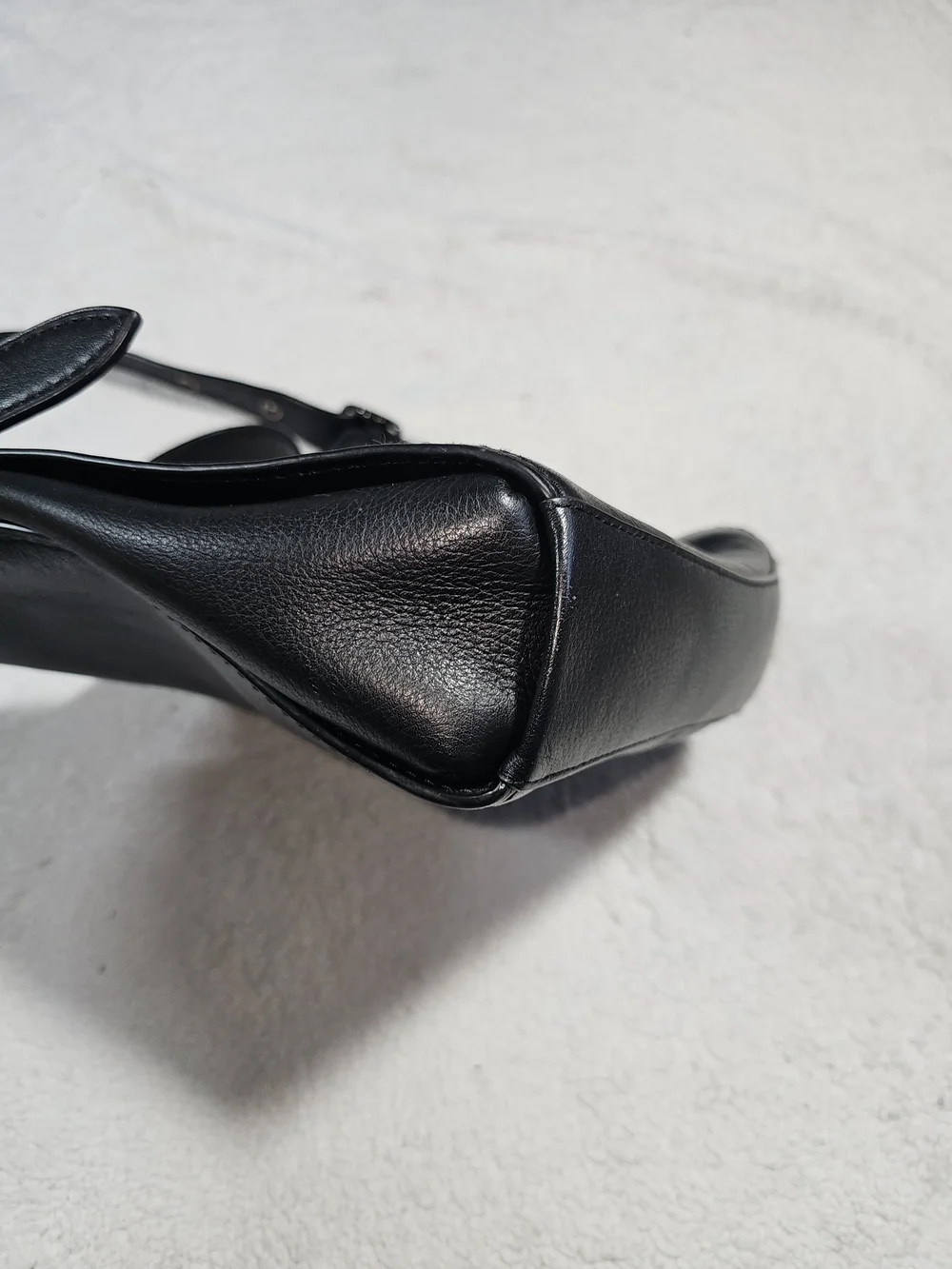 Coach sleek black