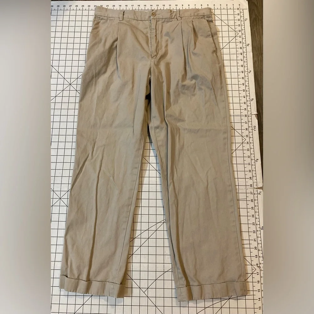 Banana Republic Men’s Size 36/30‎ Tan Smithfield Cuffed Chino Pants