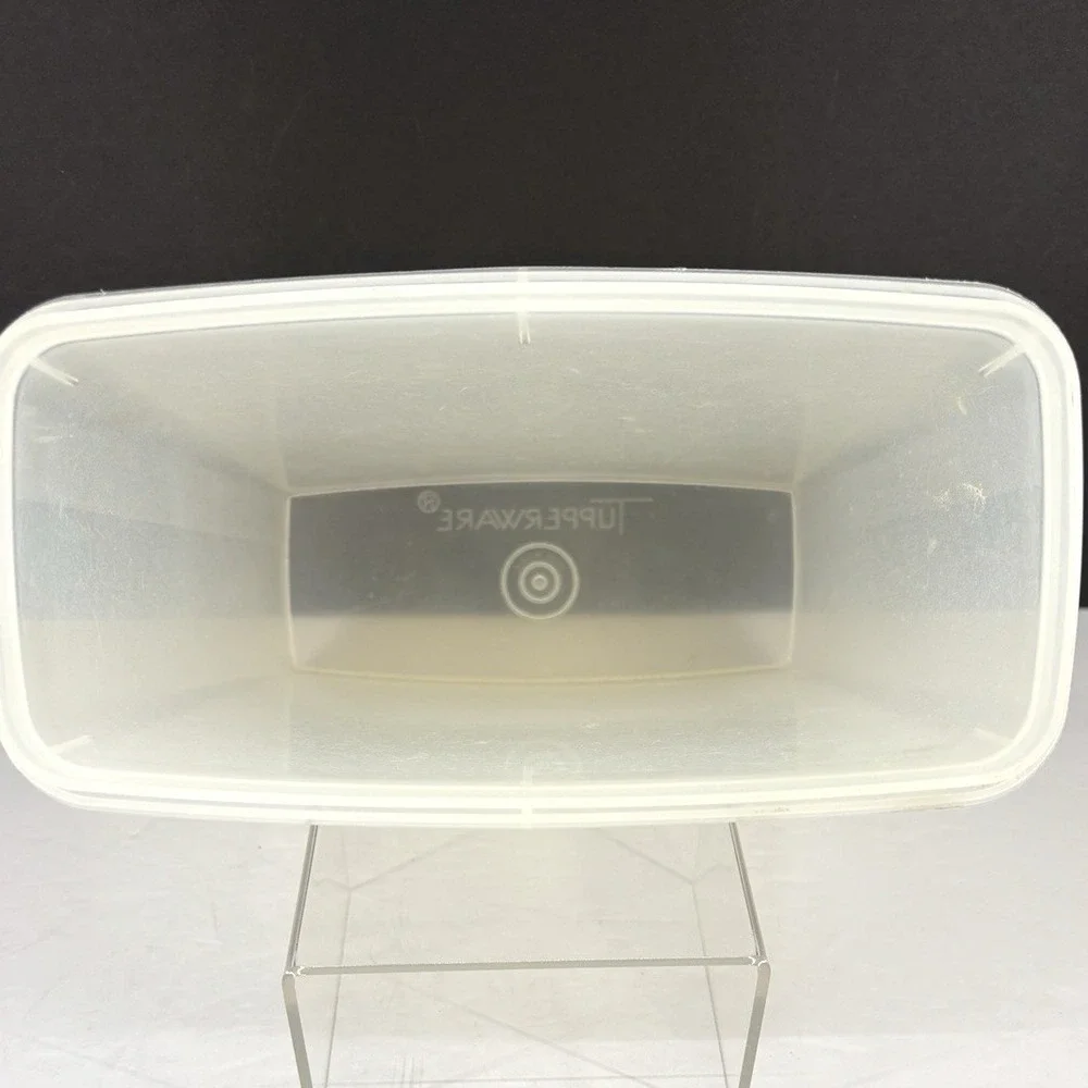 Tupperware vintage cereal