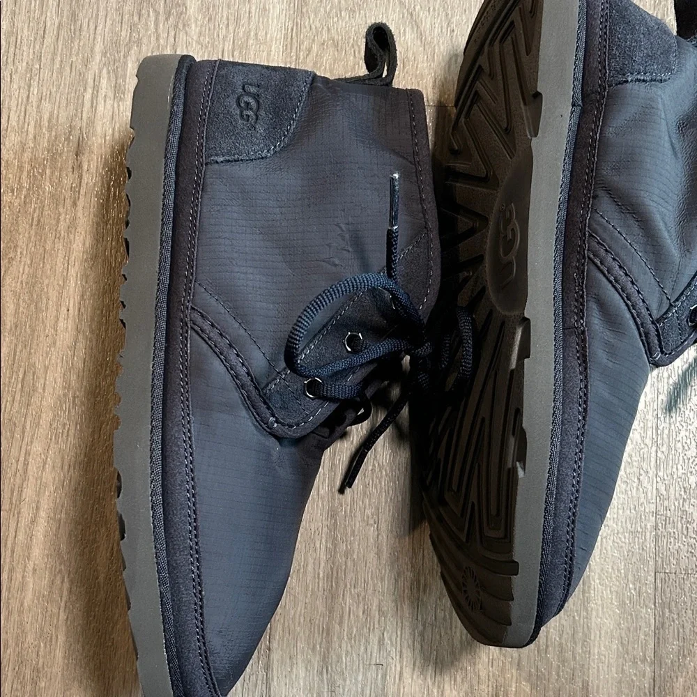 UGG sleek modern