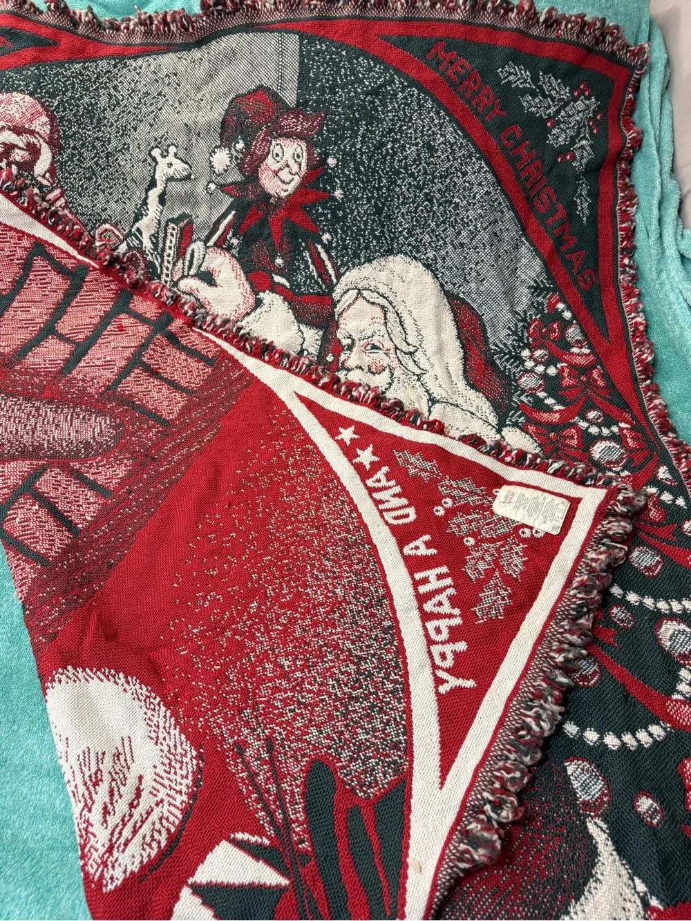 Vintage Santa HO HO HO Merry Christmas & Happy New Year 50” X 60” Woven Throw