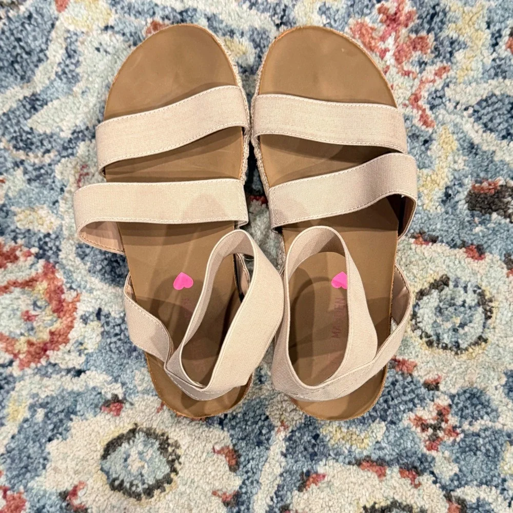 Steve Madden brand steve