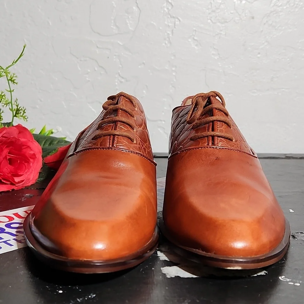 ANN MARINO Leather Embossed Women's Lace Tie Dress Shoe 8.5M