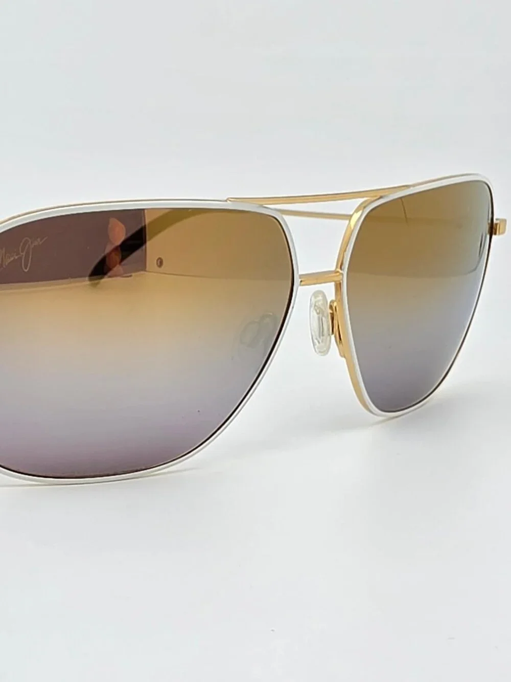 Maui Jim this listing