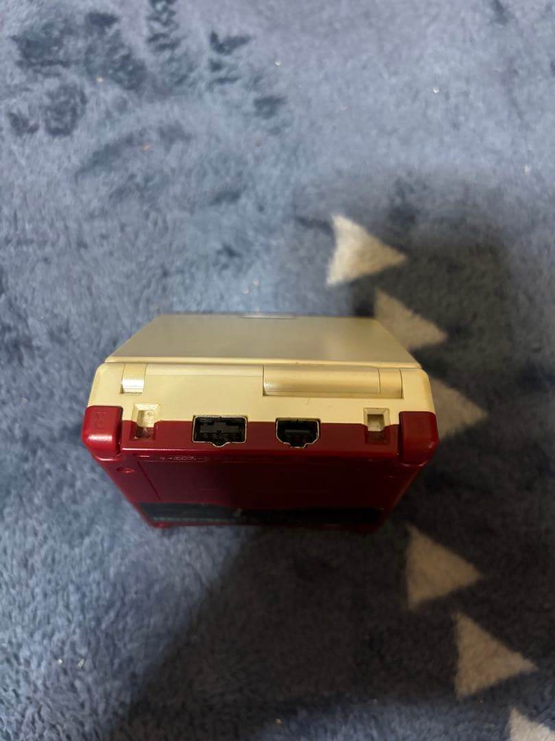 Nintendo Game Boy Advance SP
